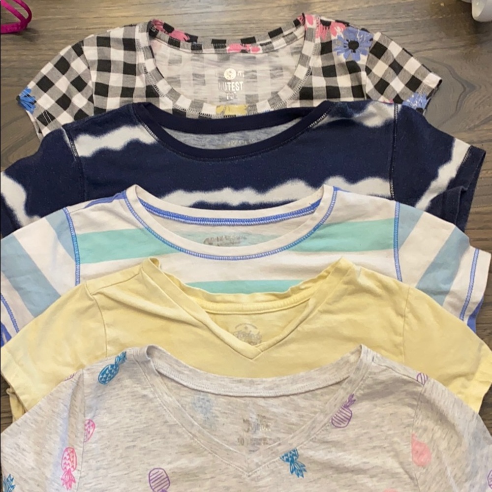 Bundle of 5 Tees!